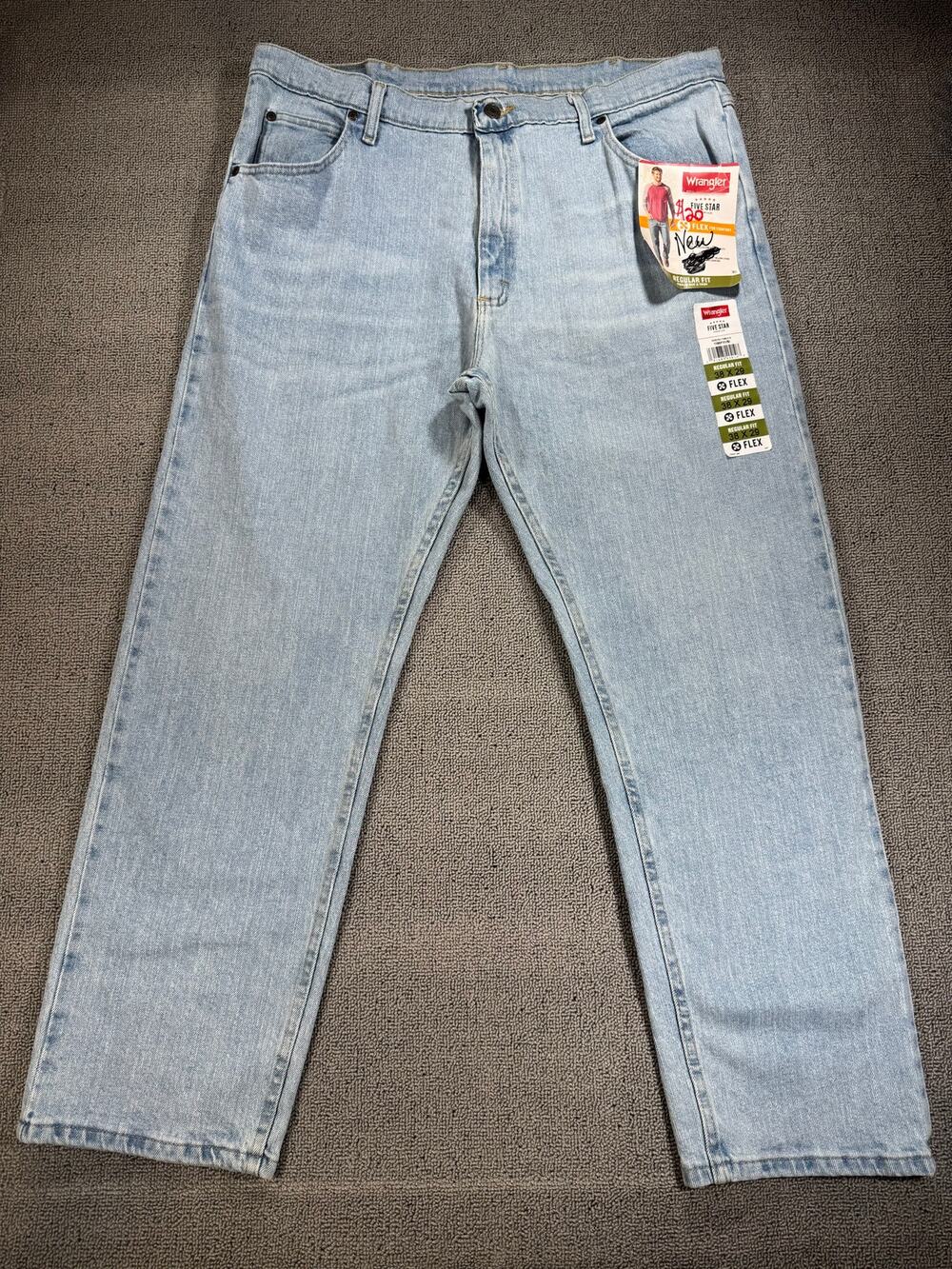 NWT Wrangler Five Star Flex Regular Fit Jeans Men’s 38x29 Light Wash